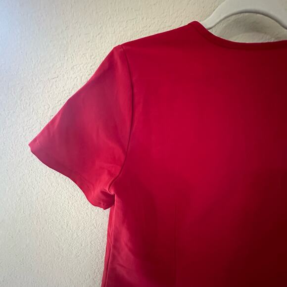 Figs | Size XS Casma Red Scrub Top Nursing Medical Doctor Healthcare Uniform - Picture 13 of 16